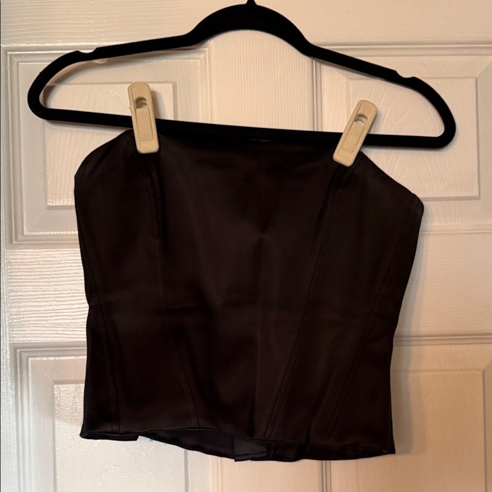 Aritzia Elegant Black Strapless Crop Top